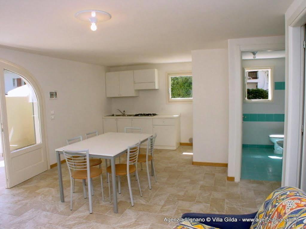 Flat In Lignano Riviera Appartement Lignano Sabbiadoro Buitenkant foto